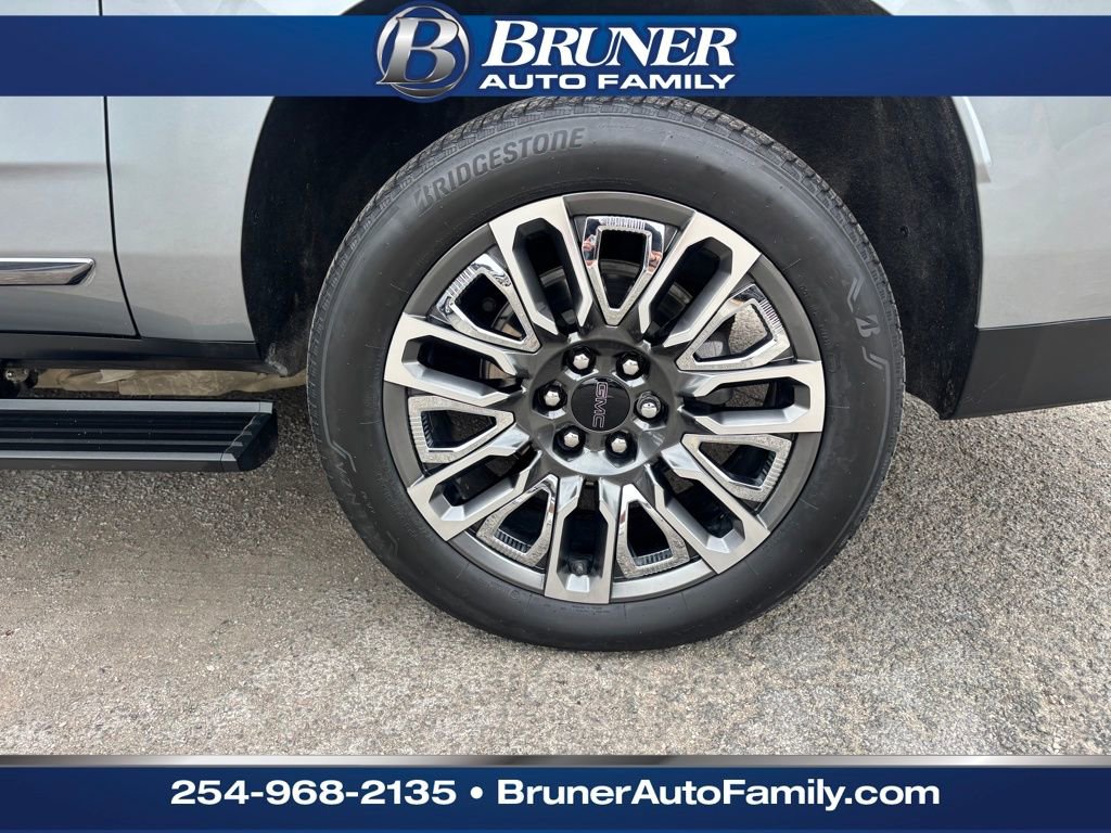 Certified 2024 GMC Yukon XL Denali Ultimate image 9