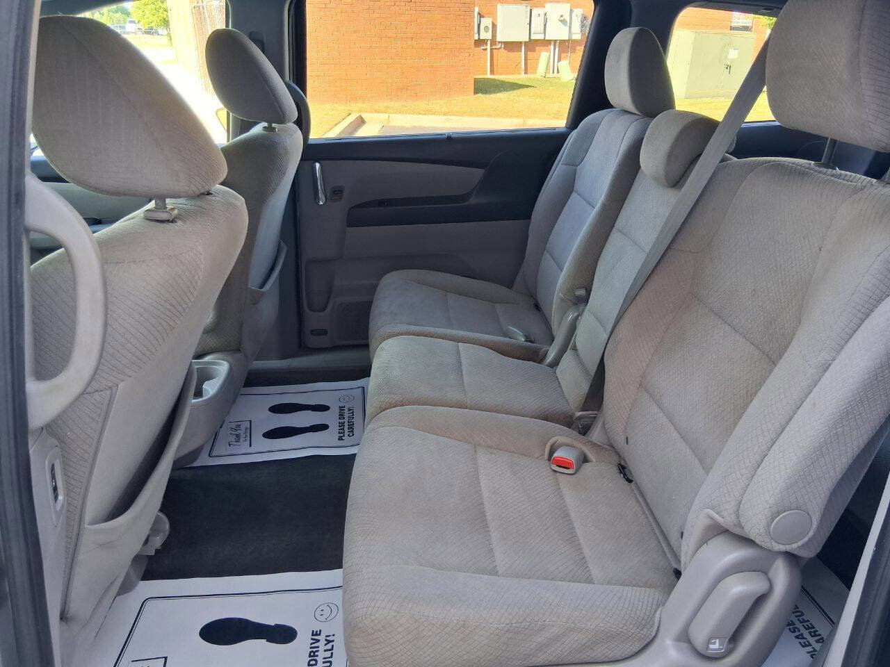 Used 2015 Honda Odyssey EX image 10