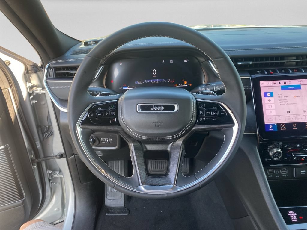 Used 2023 Jeep Grand Cherokee L Overland AWD/4WD image 12