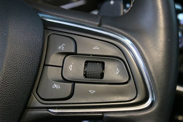 Used 2022 Buick Envision Preferred FWD image 23