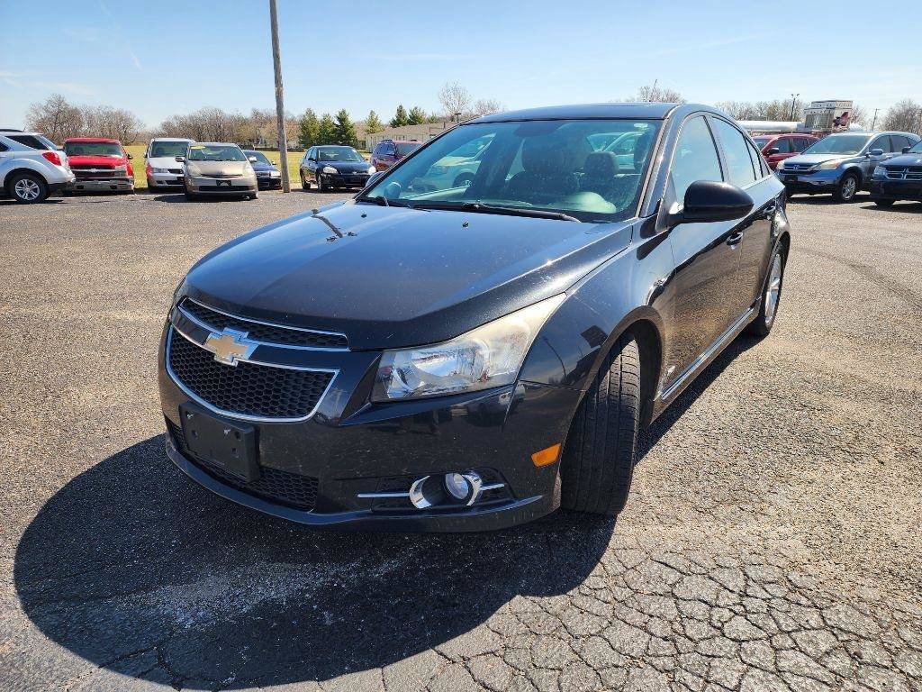 Used 2014 Chevrolet Cruze LT w/ RS Package FWD image 11