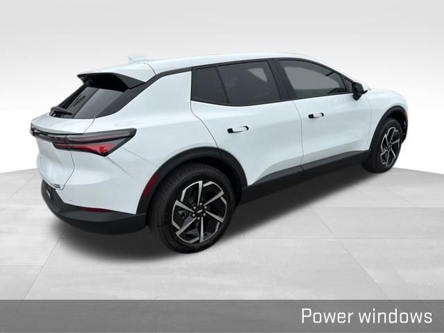 Used 2026 Chevrolet Equinox EV LT image 16
