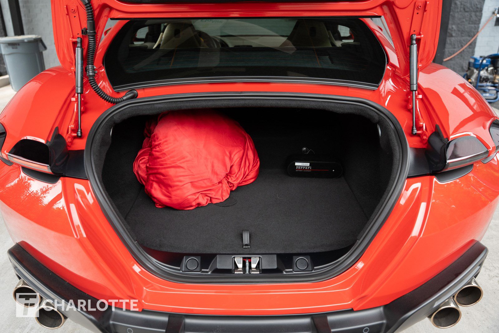 Used 2022 Ferrari Roma RWD image 38