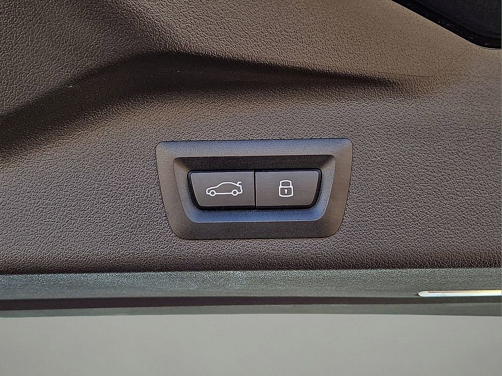 Used 2026 BMW X5 xDrive40i image 13