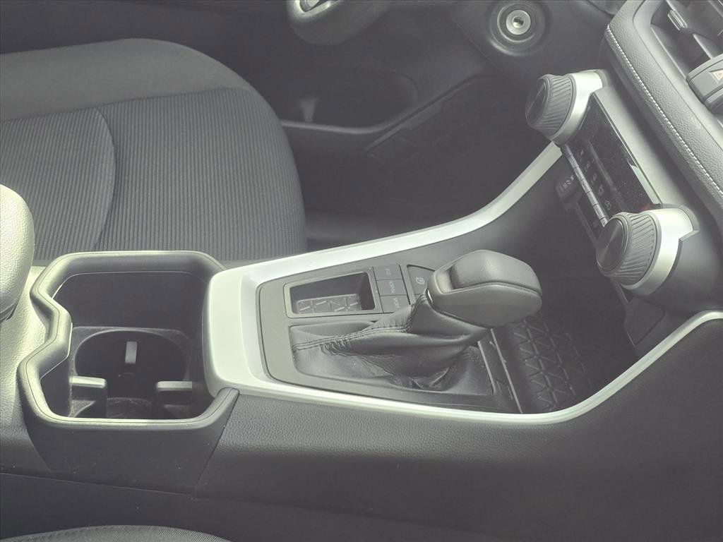 Used 2023 Toyota RAV4 LE image 8