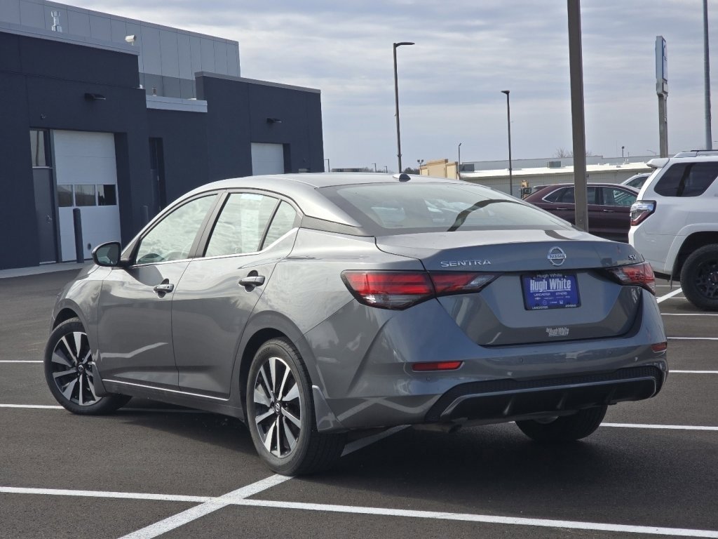 Used 2023 Nissan Sentra SV w/ SV Premium Package image 11