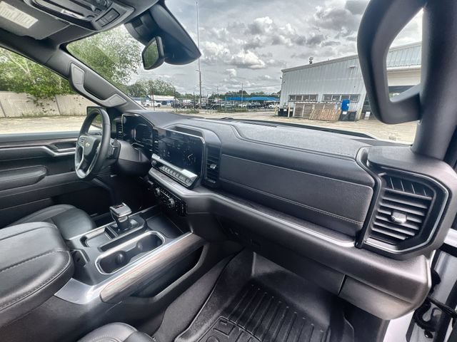 Certified 2025 Chevrolet Silverado 1500 LTZ AWD/4WD image 28