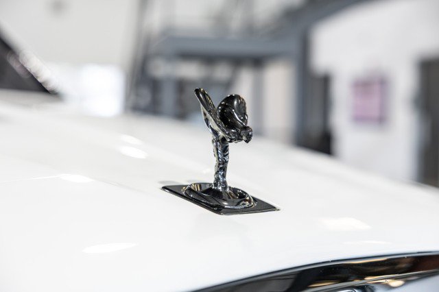 Used 2022 Rolls-Royce Cullinan Black Badge AWD/4WD image 13