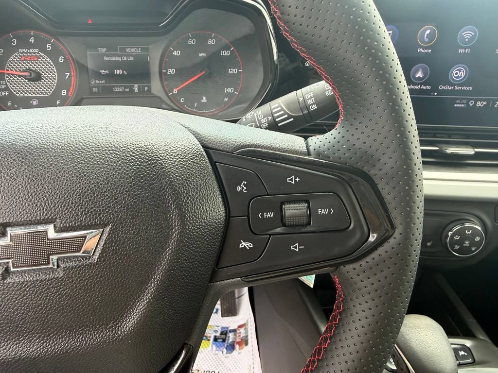 Used 2024 Chevrolet Trax RS w/ Driver Confidence Package FWD image 28