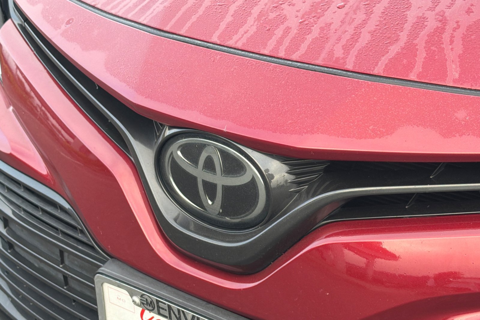 Used 2020 Toyota Camry LE w/ Carpet Mat Package FWD image 38