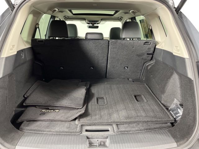 Used 2022 Nissan Rogue SL w/ SL Premium Package image 49