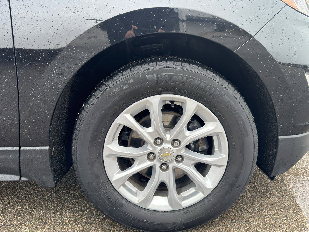 Used 2021 Chevrolet Equinox LT image 3