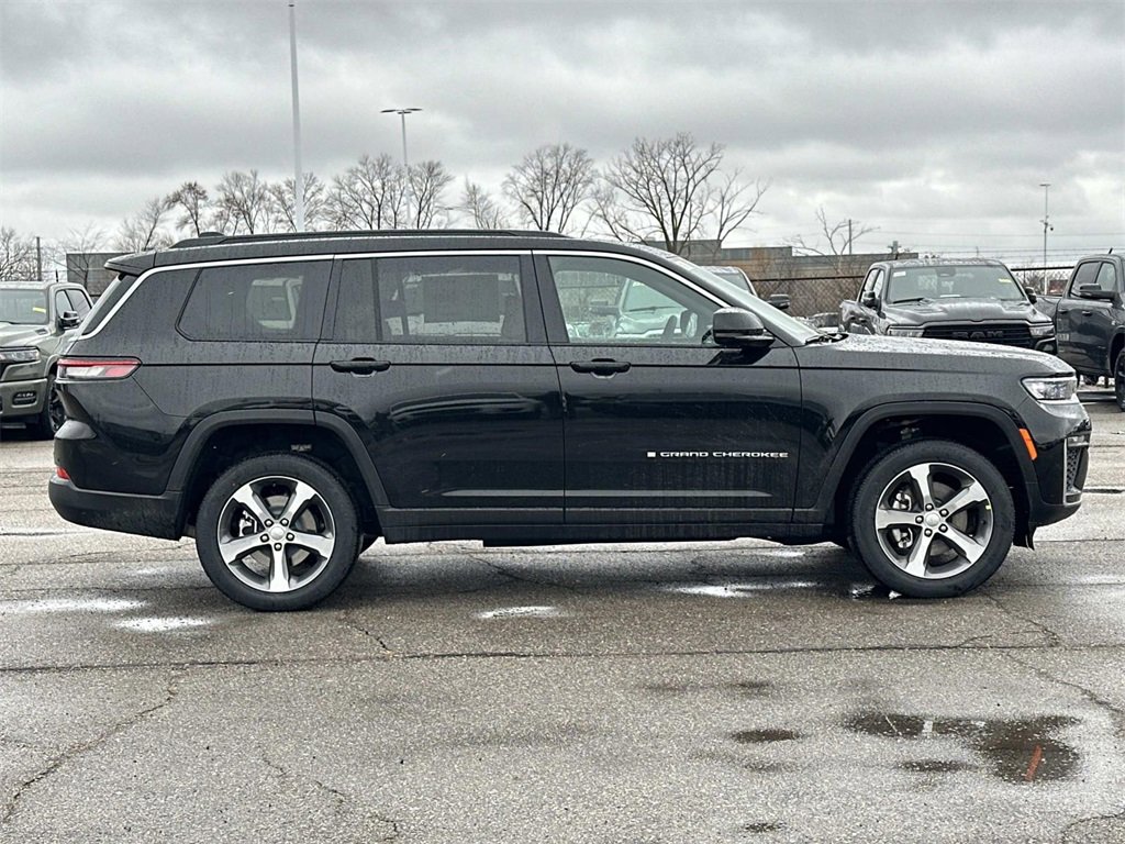 New 2026 Jeep Grand Cherokee L Limited image 2