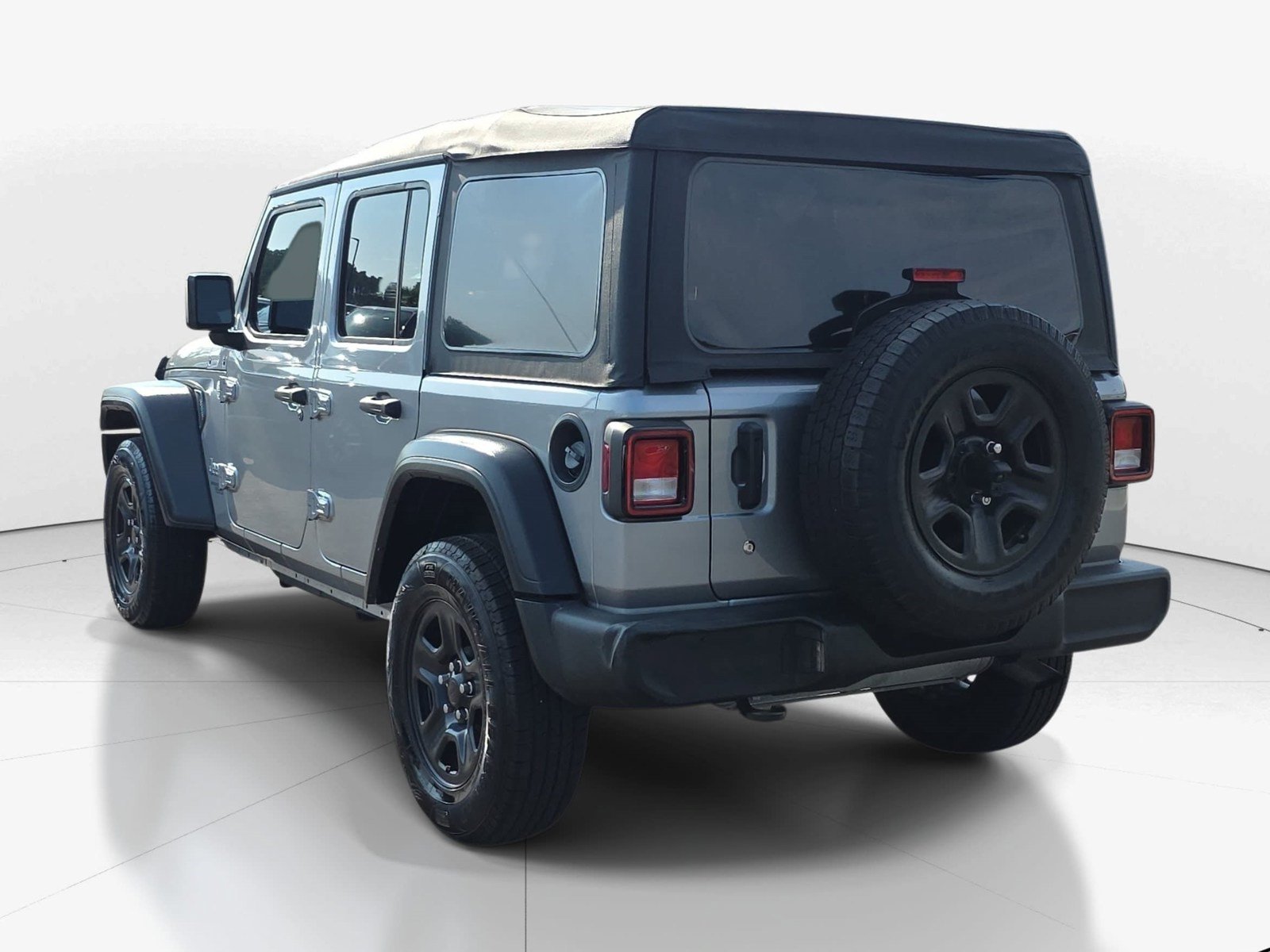 Used 2021 Jeep Wrangler Unlimited Sport AWD/4WD image 5