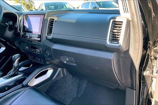 Certified 2024 Nissan Frontier SL image 23