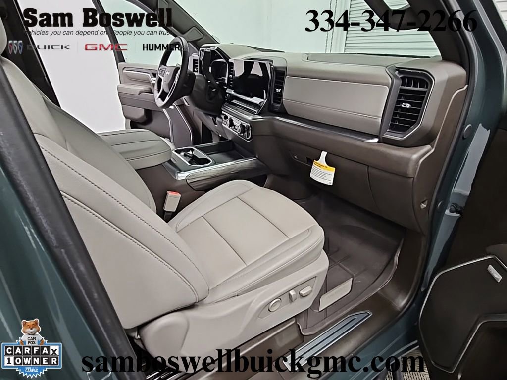 Used 2025 Chevrolet Silverado 2500 LTZ w/ LTZ Convenience Package image 37