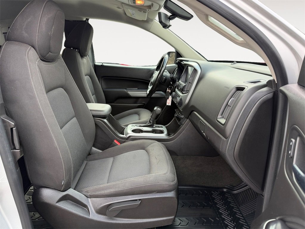 Used 2016 Chevrolet Colorado LT w/ LT Convenience Package image 12