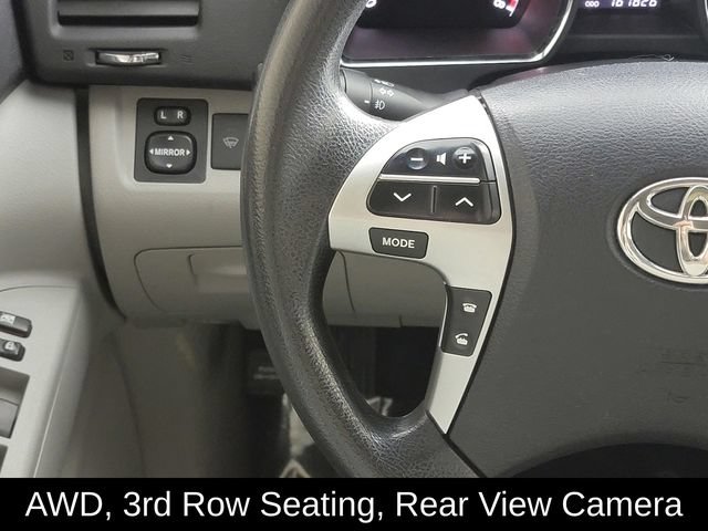 Used 2013 Toyota Highlander Plus AWD/4WD image 26