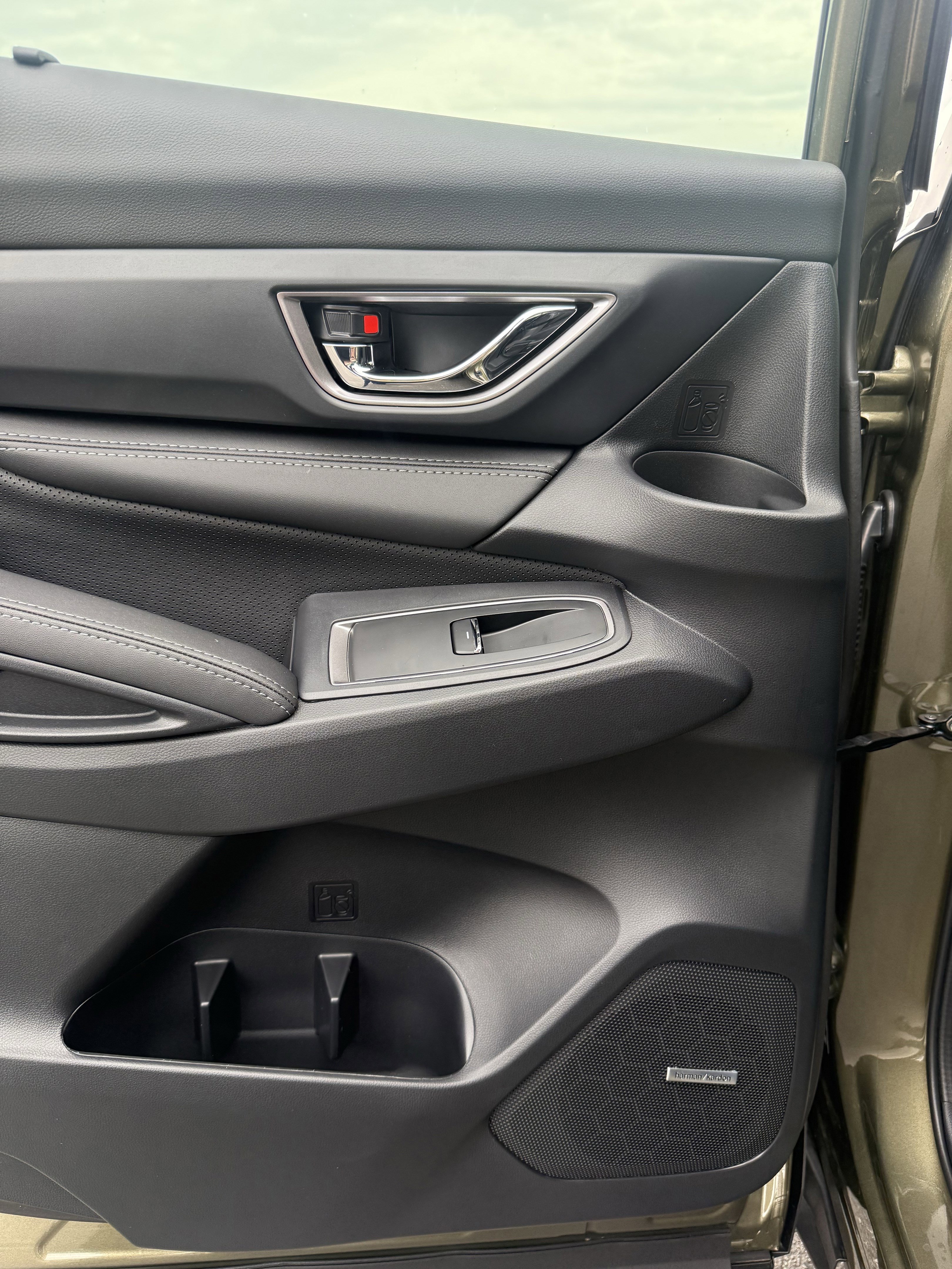 New 2026 Subaru Ascent Limited image 13