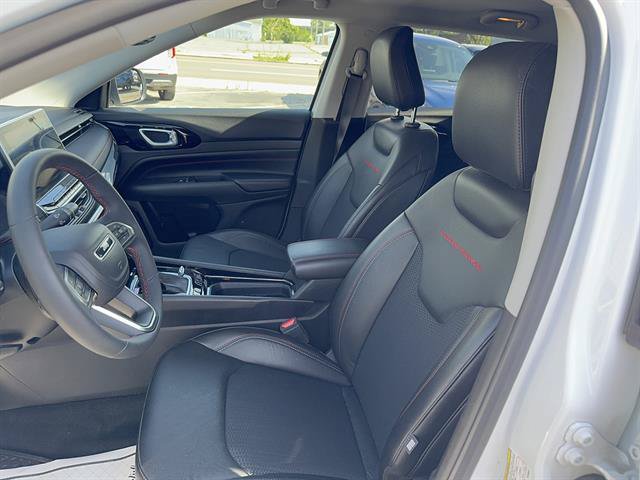 Used 2022 Jeep Compass Trailhawk AWD/4WD image 16