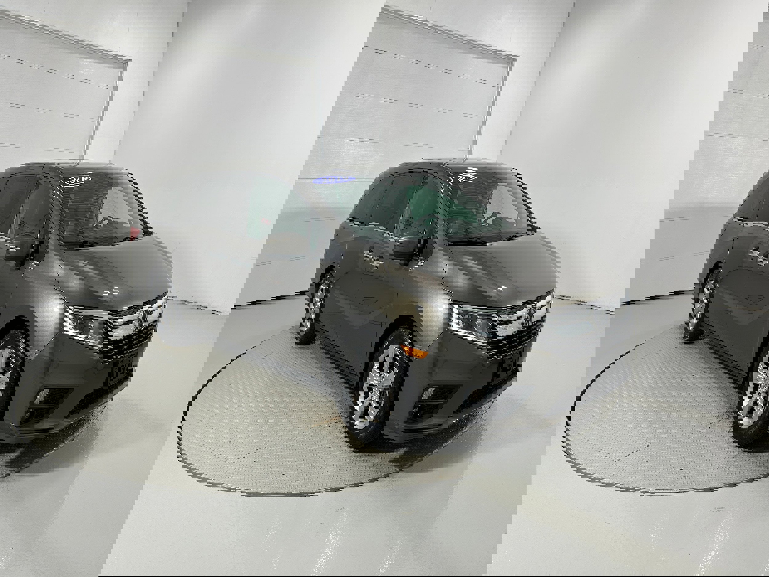 Used 2019 Honda Odyssey EX-L image 2