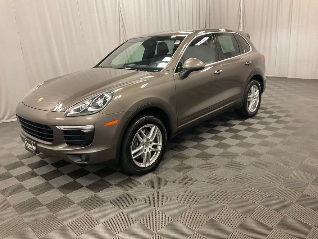 Used 2016 Porsche Cayenne AWD/4WD image 10