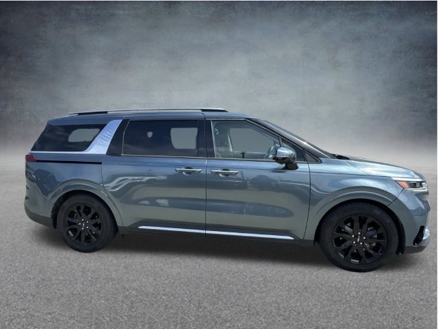 Used 2022 Kia Carnival SX FWD image 12