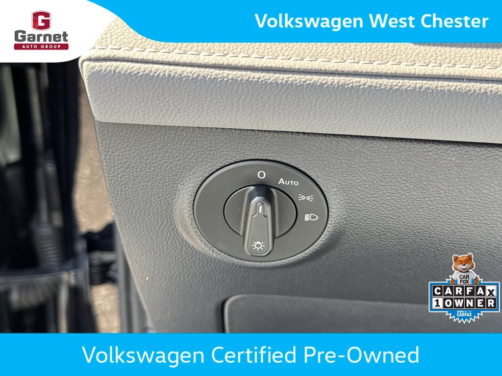 Certified 2024 Volkswagen Taos SE AWD/4WD image 17