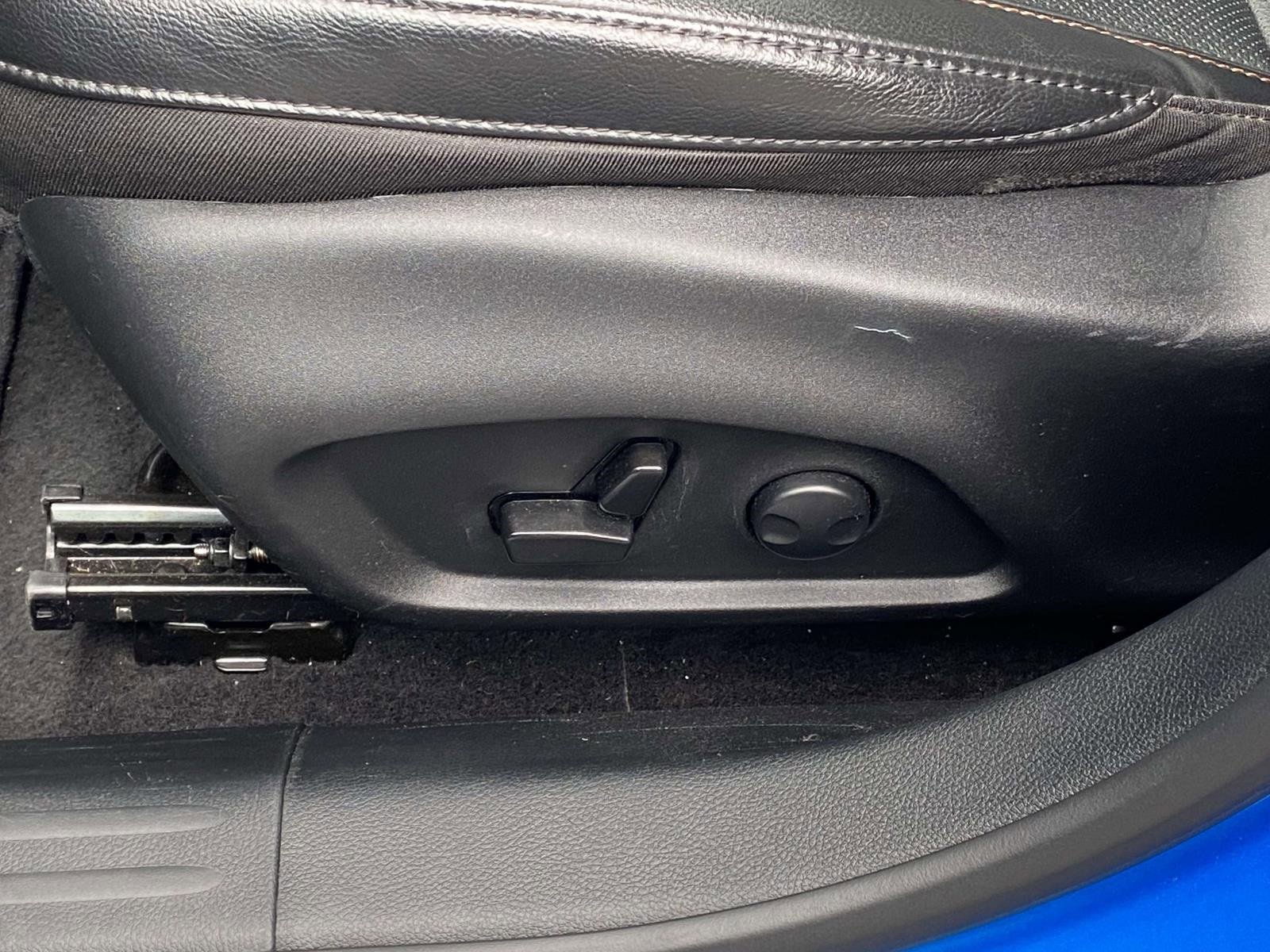 Used 2023 Jeep Compass Latitude w/ Sun and Sound Group image 16