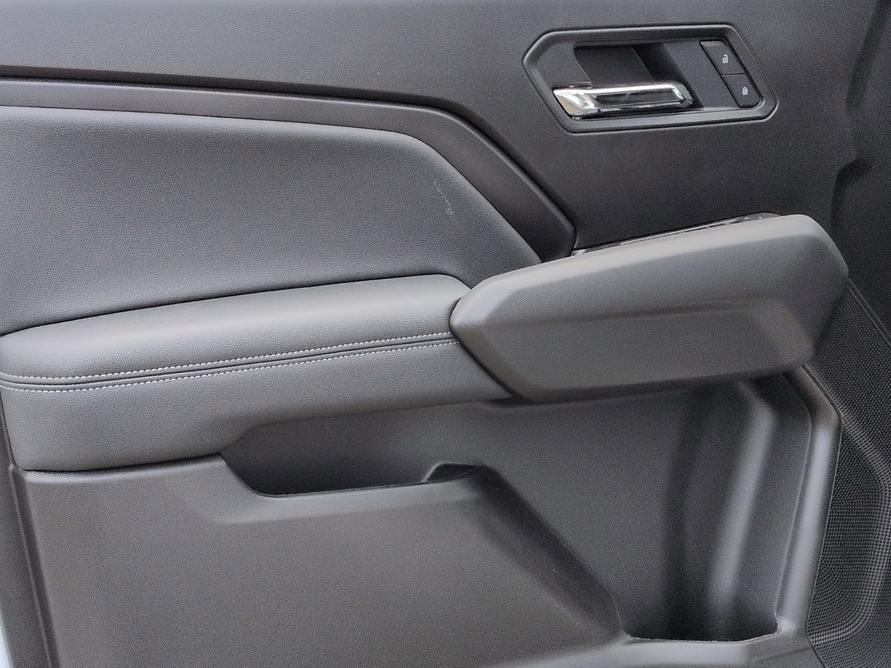 New 2026 Chevrolet Colorado LT RWD image 23