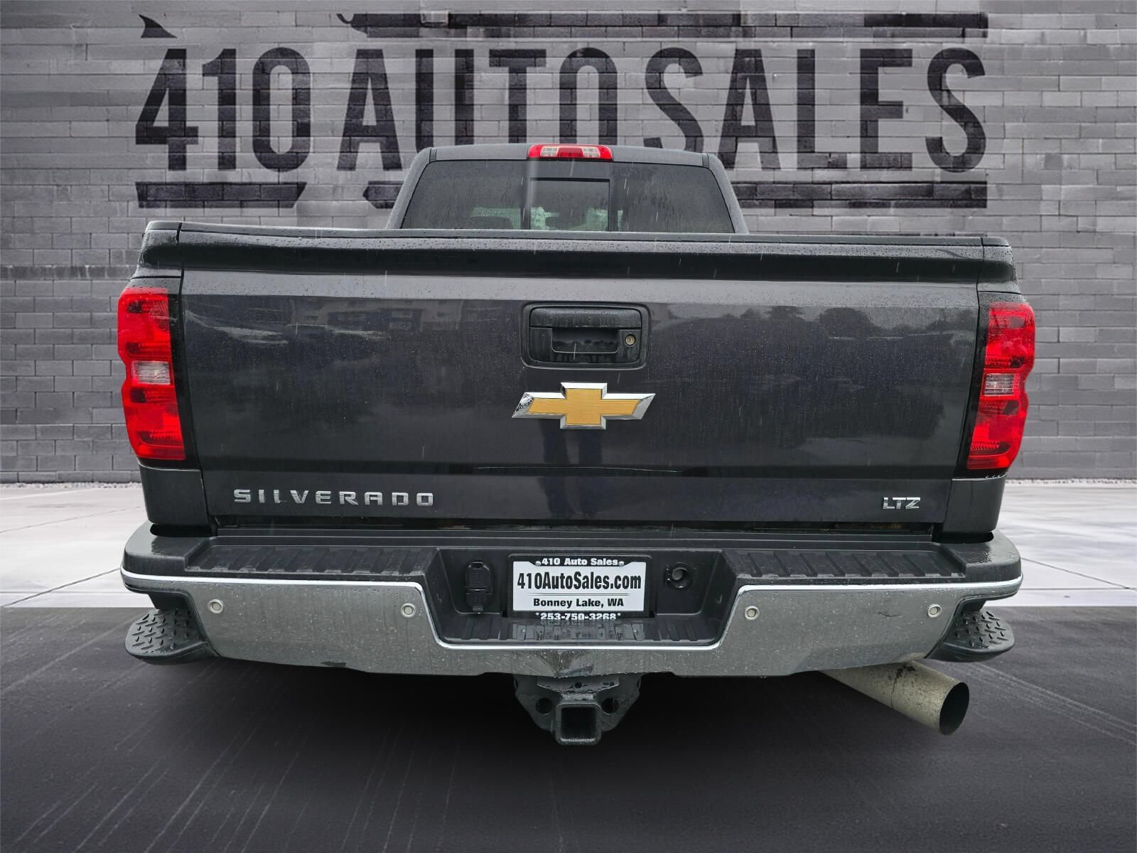 Used 2015 Chevrolet Silverado 2500 LTZ AWD/4WD image 4