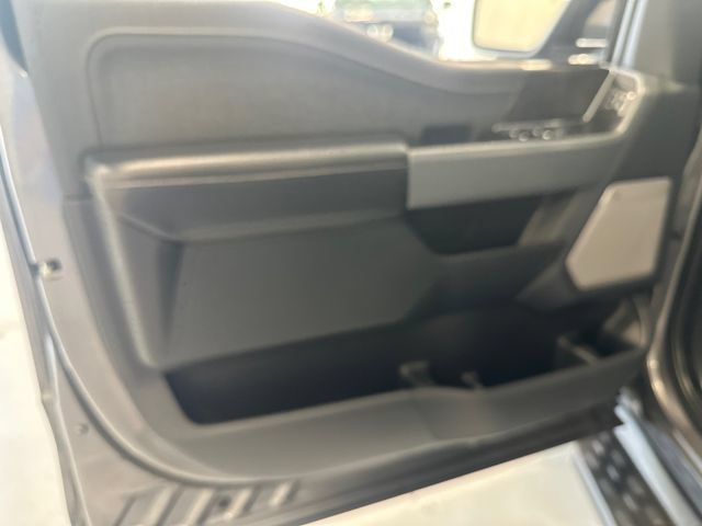 Used 2022 Ford F150 Lightning Lariat AWD/4WD image 27
