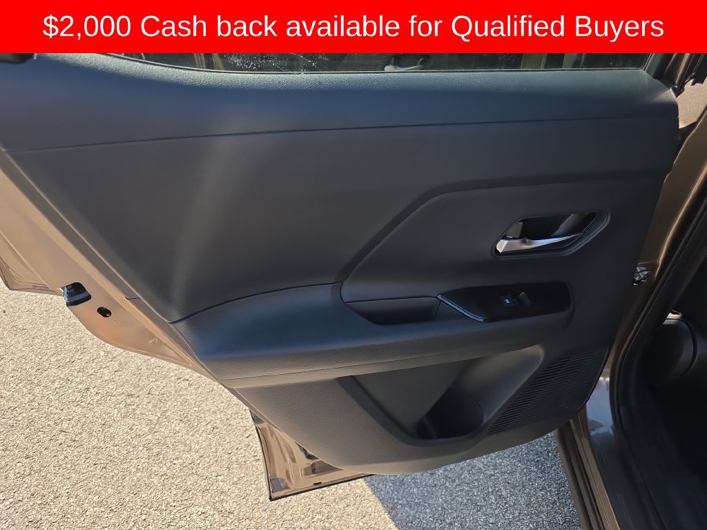 New 2027 Nissan Kicks SR FWD image 41