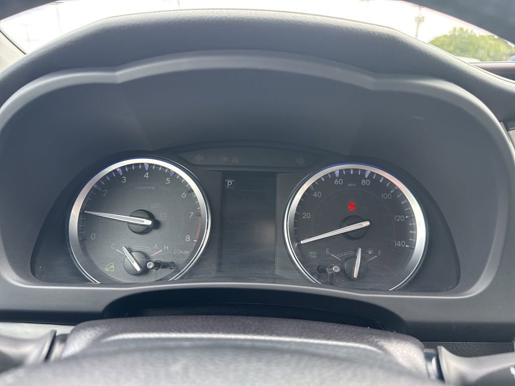 Used 2018 Toyota Highlander XLE image 29