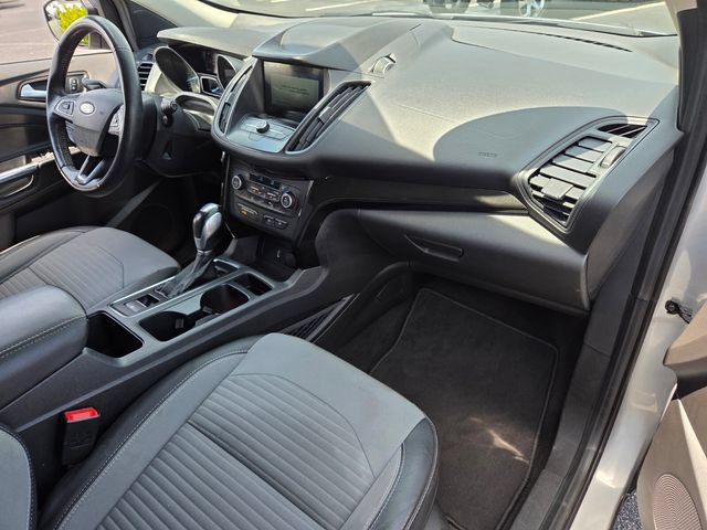Used 2019 Ford Escape SE FWD image 19
