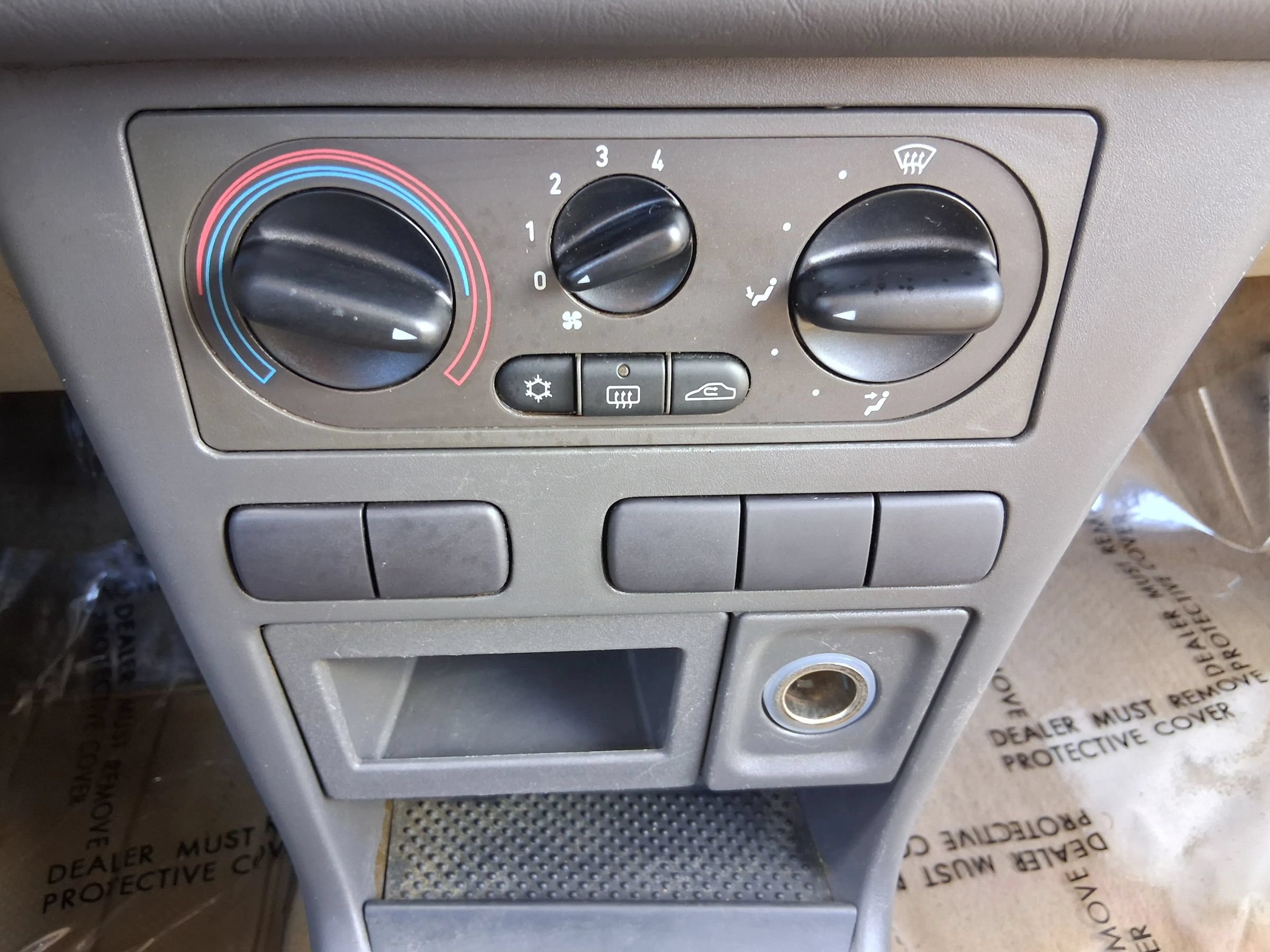 Used 1999 Saab 9-3 2.0T FWD image 17