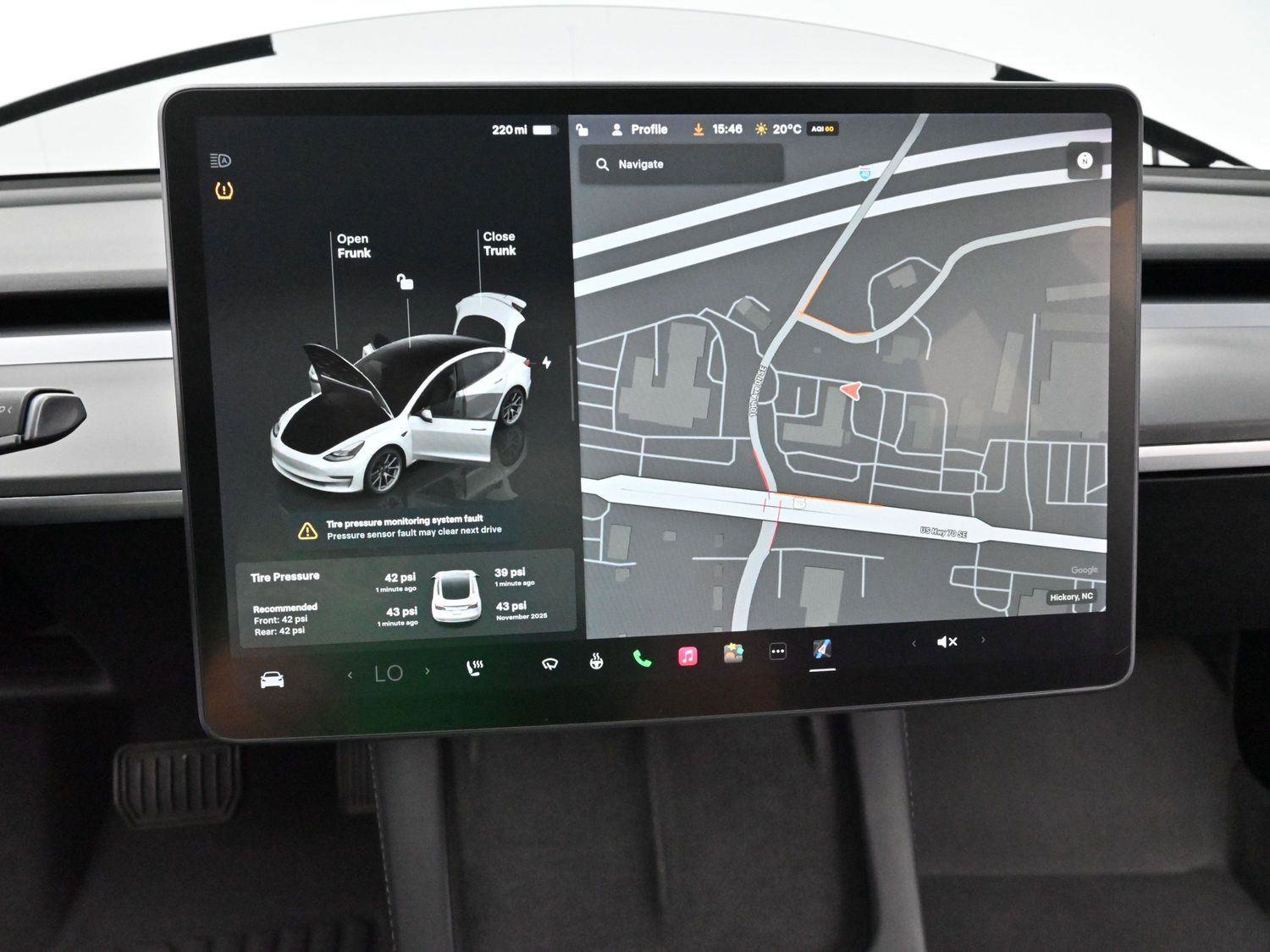 Used 2022 Tesla Model 3 Long Range image 21