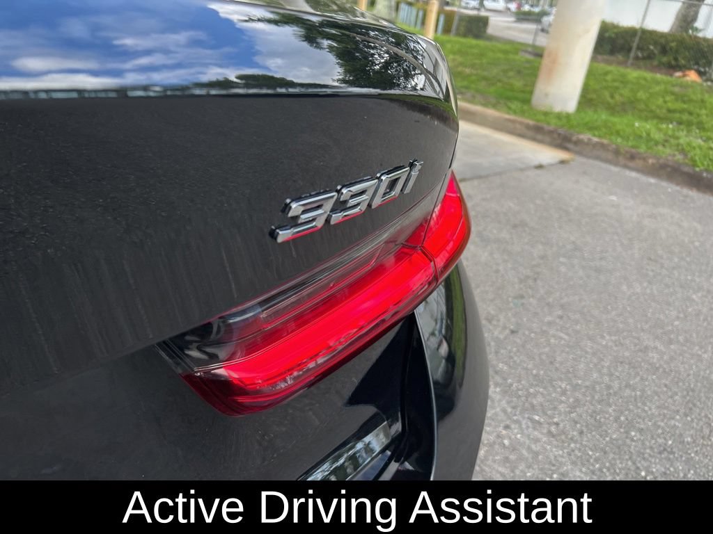 Used 2025 BMW 330i xDrive Sedan AWD/4WD image 25