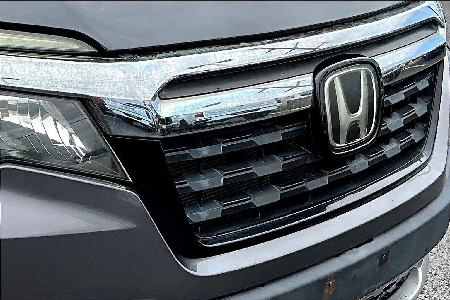 Used 2019 Honda Ridgeline RTL-E image 34