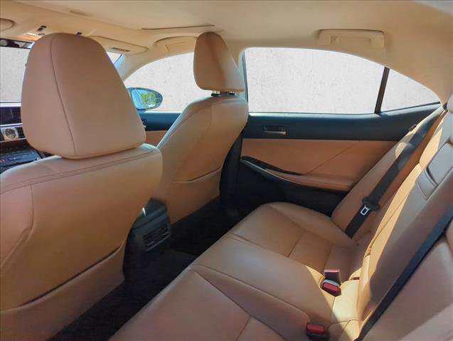 Used 2017 Lexus IS 200t image 15