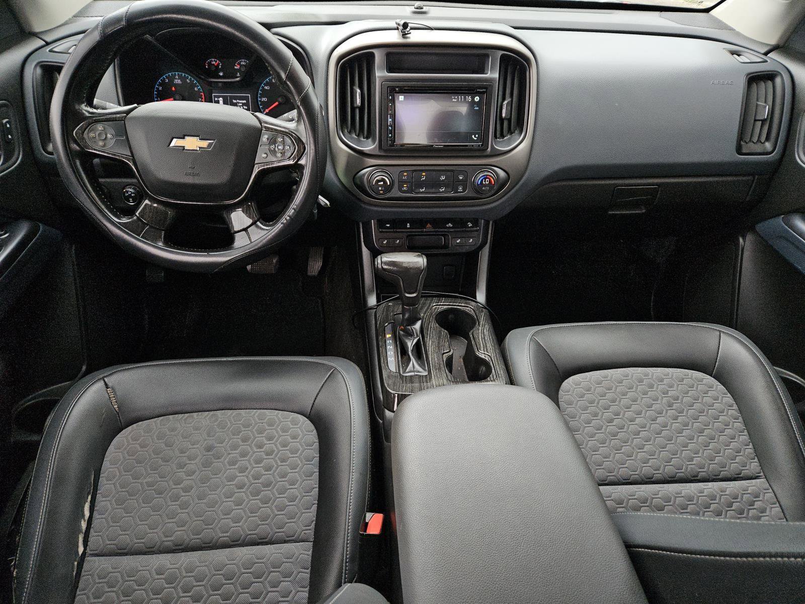 Used 2015 Chevrolet Colorado Z71 AWD/4WD image 11