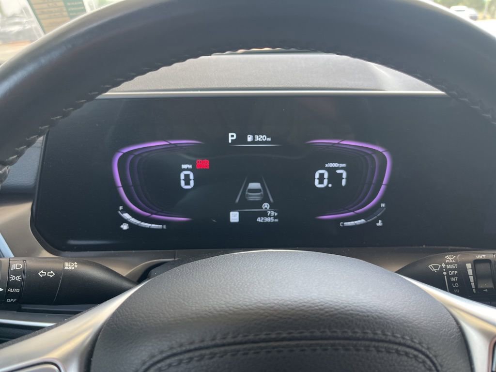 Used 2025 Kia Telluride S image 13