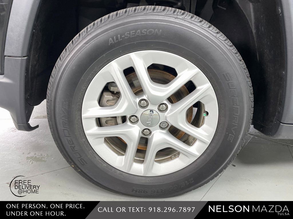 Used 2019 Jeep Compass Sport image 10