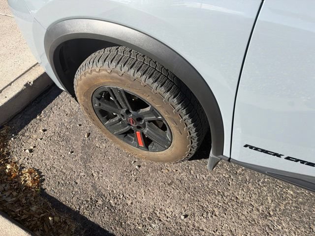 Used 2025 Nissan Rogue SV AWD/4WD image 22