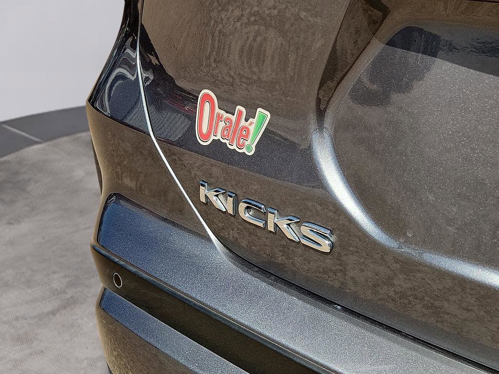 Used 2023 Nissan Kicks SV image 10
