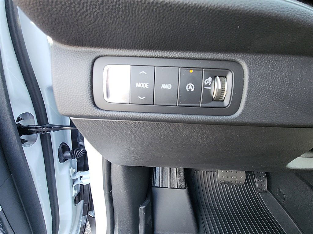 New 2026 Chevrolet Traverse LT w/ Enhanced Driving Package image 20