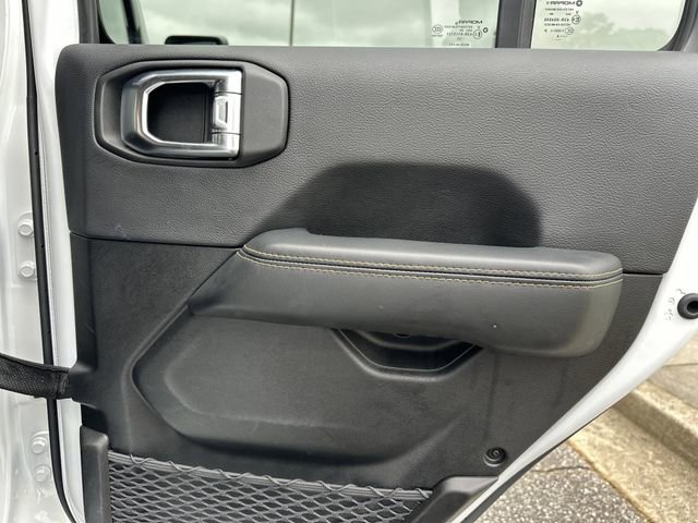 Used 2024 Jeep Wrangler Sahara image 16