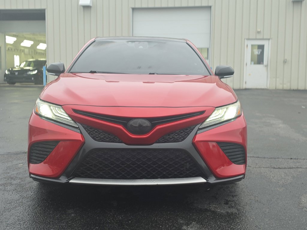 Used 2019 Toyota Camry XSE FWD image 2