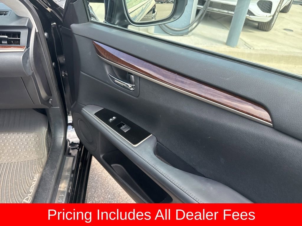 Used 2017 Lexus ES 350 w/ Luxury Package FWD image 6