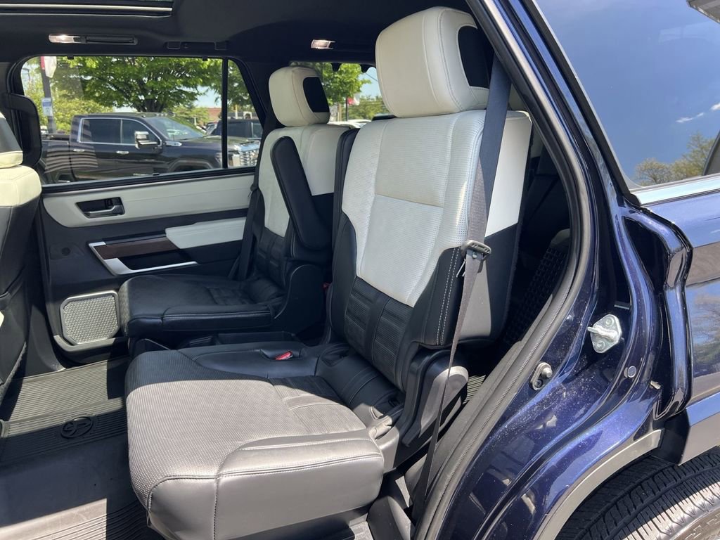 Used 2024 Toyota Sequoia Capstone AWD/4WD image 32